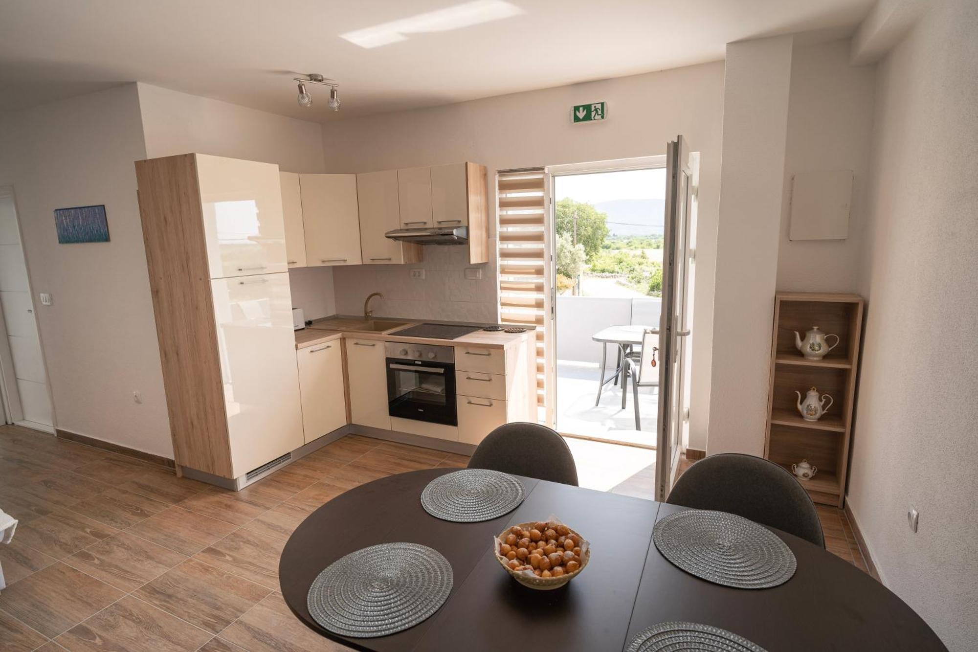 Pave&Ema Apartman Konjevrate Eksteriør bilde